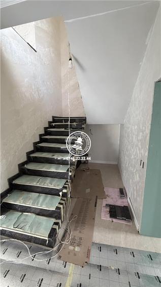 Case - Vile de vanzare zona Aroneanu - 10