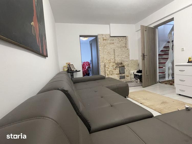 Casă cu 5 camere cu Teren 500 Mp în Ștefan cel Mare