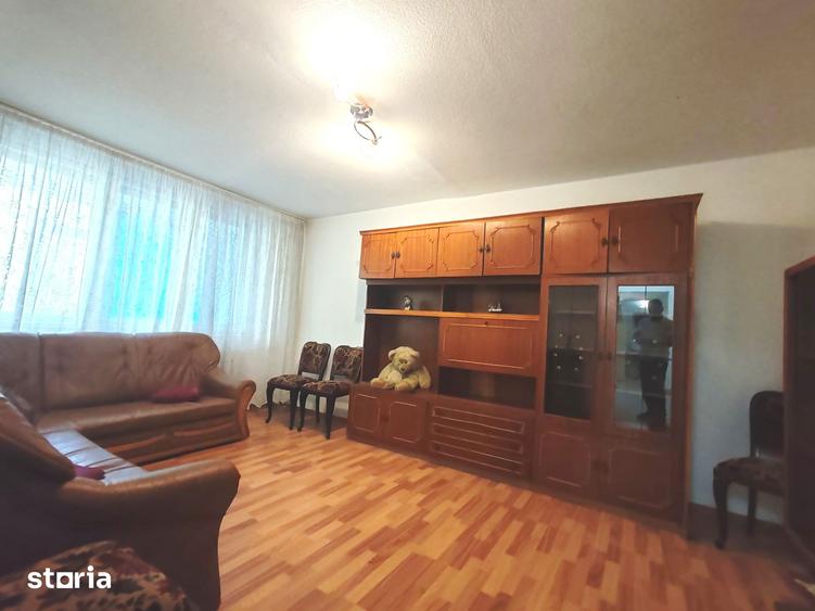 Apartament cu 2 camere decomandat în Negru Vodă