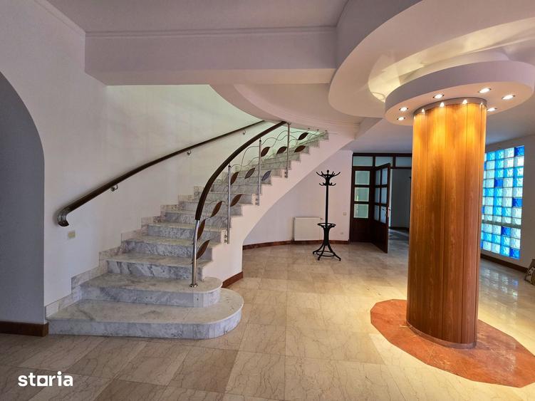 Casă cu Teren 3200 Mp în Breaza
