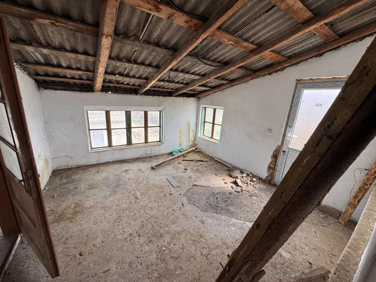 Spațiu comercial, de 600 mp, în Dumbrăveni