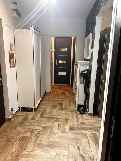 Apartament cu 2 camere decomandat, mobilat în Sebastian