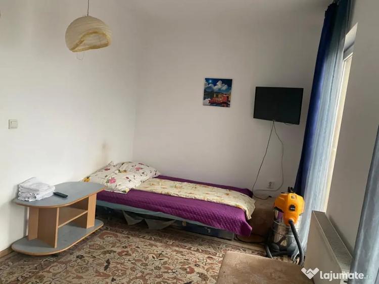 Apartament cu 3 camere decomandat în Mărăști