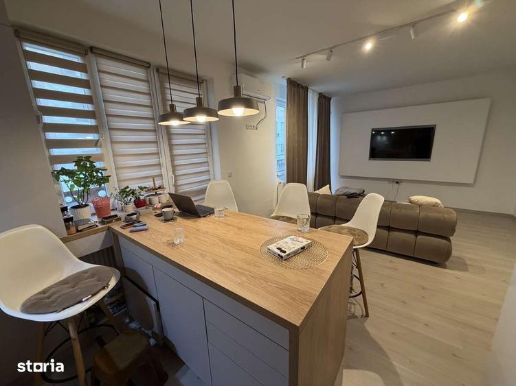 VANZARE Apartament 3 camere | Zona 9 Mai Registrul Comertului - 3