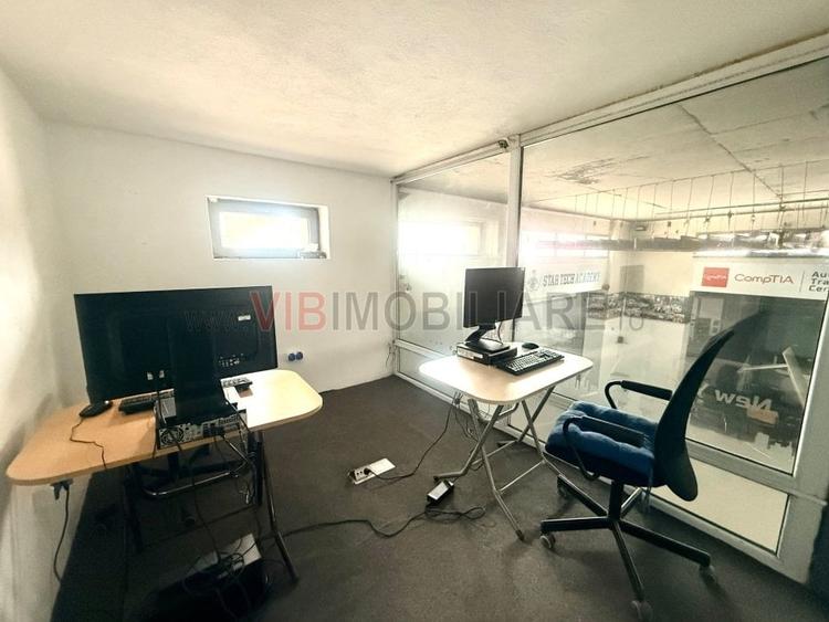 Birou, de 142 mp, în Cuțitul de Argint