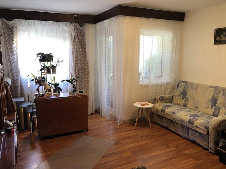 Apartament cu 3 camere decomandat în Nord