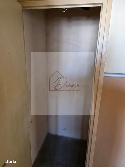 Apartament cu 3 camere semidecomandat în Câmpia Libertății