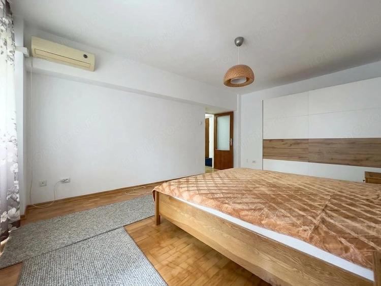 Apartament cu 3 camere decomandat în Unirii