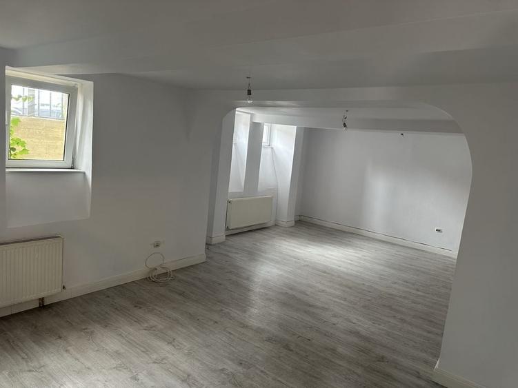 Apartament 70 MP la demisol - 4