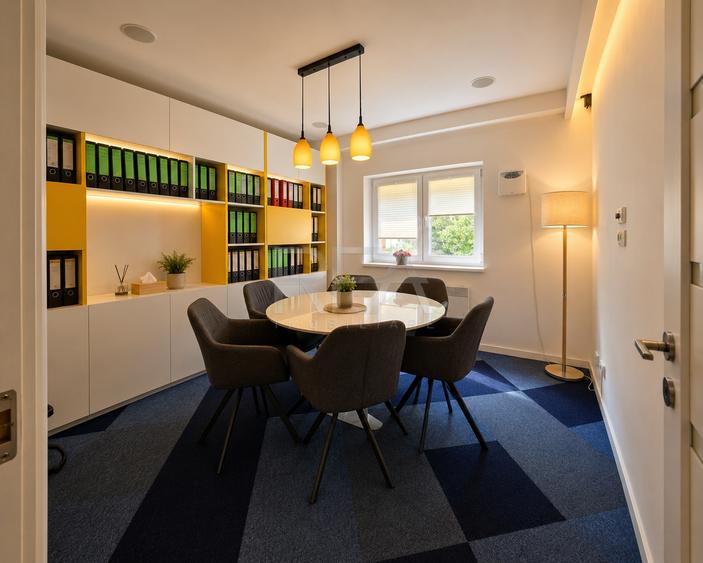 Apartament cu 3 camere decomandat, mobilat în Unirii