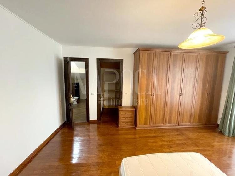 Casă individuală cu 5 camere cu Canalizare în Zorilor
