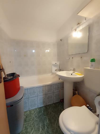 Apartament cu 2 camere decomandat în Mircea cel Bătrân