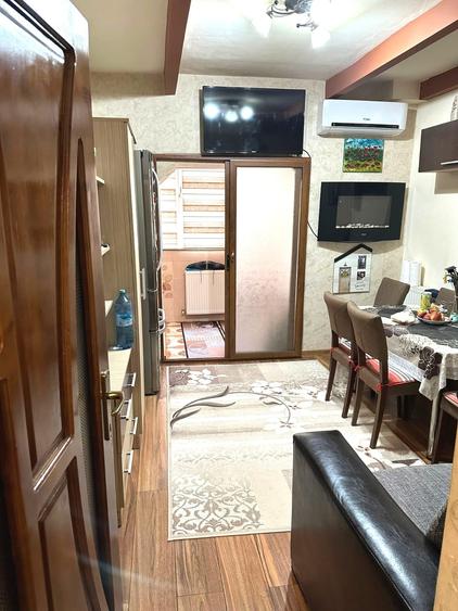 Apartament cu 2 camere decomandat în Est
