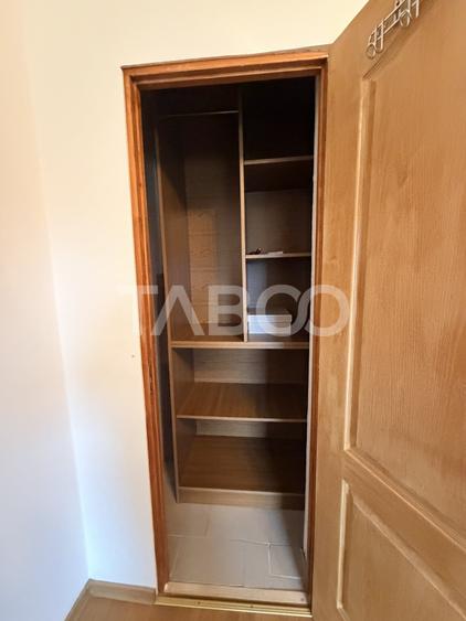 Apartament cu 2 camere semidecomandat, mobilat în Șelimbăr