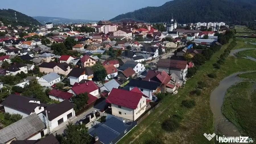 Casă cu 5 camere cu Teren 302 Mp în Gura Humorului