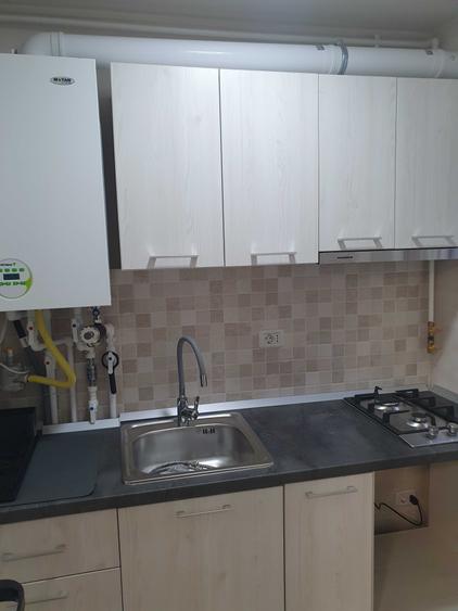 Garsonieră semidecomandată în Casa Cărții