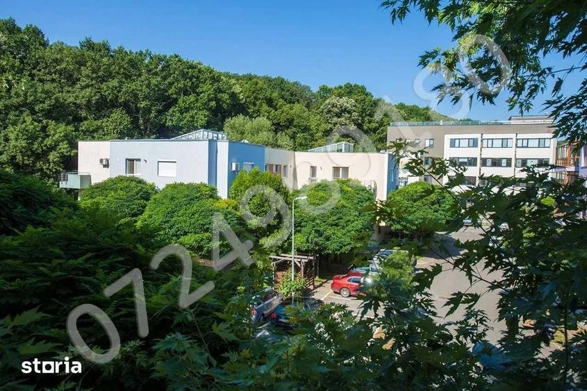 Apartament semidecomandat în Central