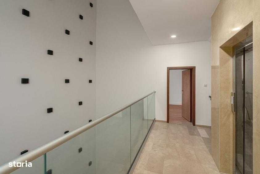 Apartament cu 4 camere în Nordului