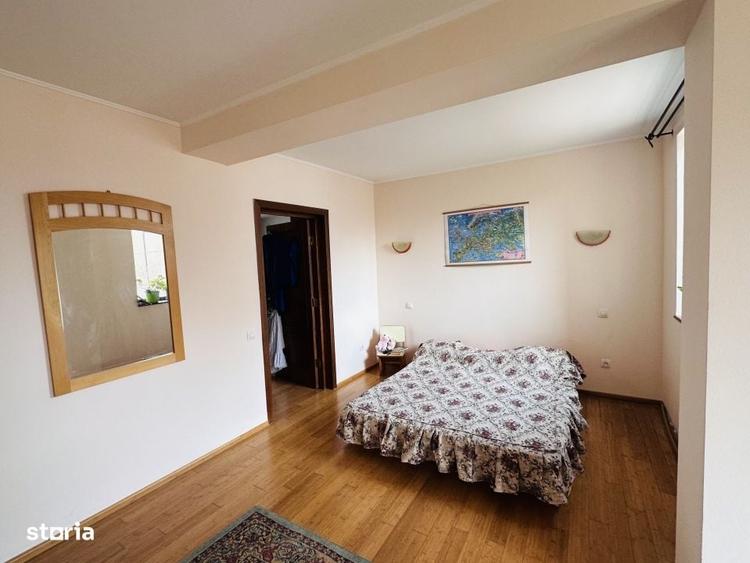 Casă cu 4 camere în Rudeni
