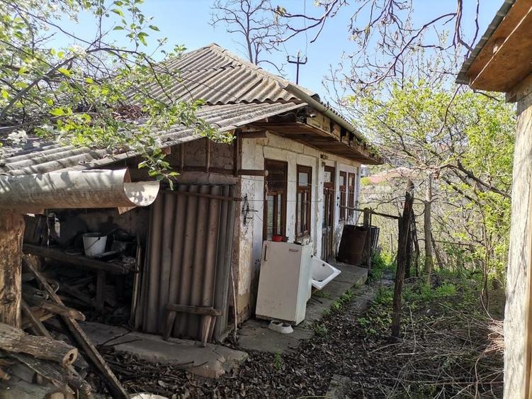 Casă cu 3 camere în Central