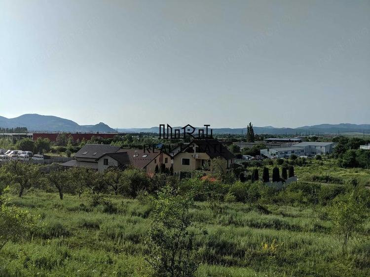 Teren de 10000 mp, în Sântuhalm