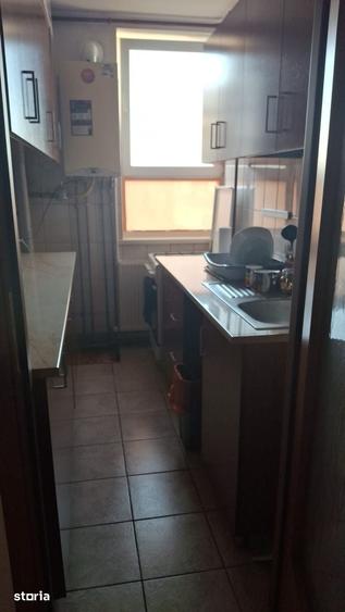 Apartament cu 2 camere decomandat în Gara de Nord