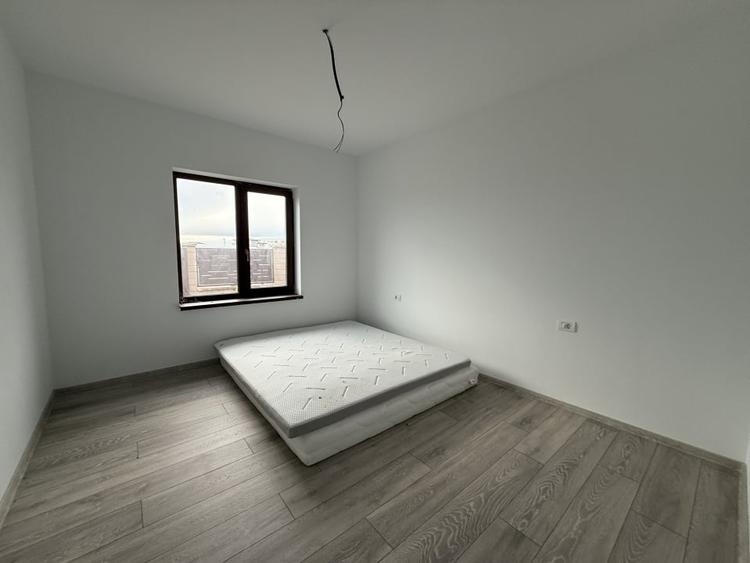 Duplex cu 3 camere cu Teren 300 Mp în Calea Urseni