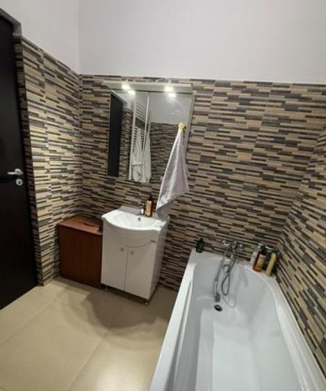 Apartament cu 2 camere decomandat în Lujerului