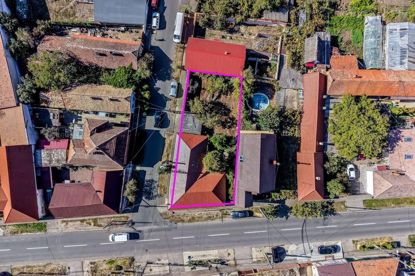 Casă individuală cu 3 camere cu Canalizare în Aradul Nou