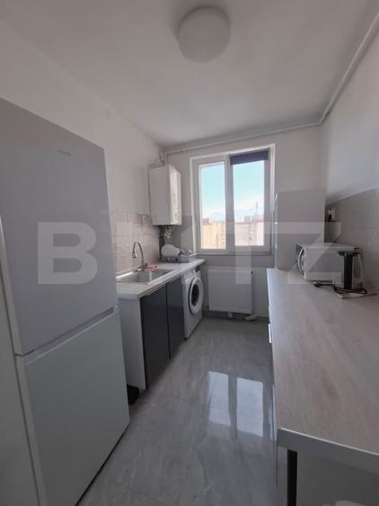 Apartament cu 2 camere semidecomandat, mobilat în Vlahuță