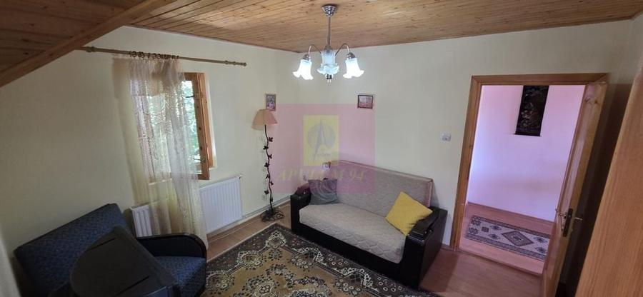 Casă cu 4 camere cu Teren 355 Mp în Central