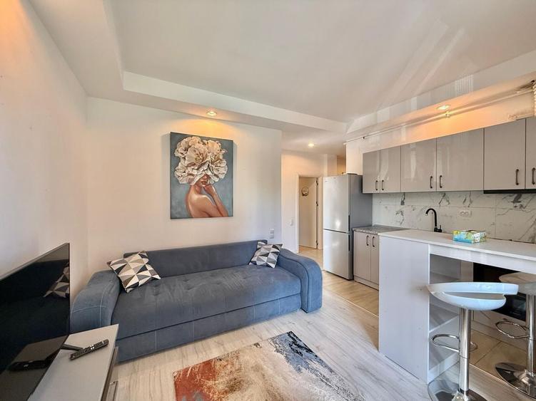 Apartament cu 2 camere semidecomandat în Ștefăneștii de Jos