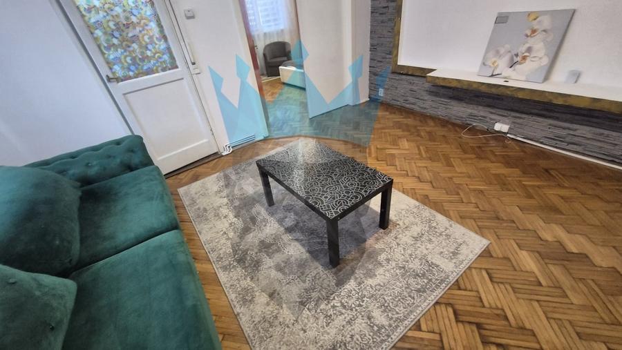 Apartament cu 3 camere circular, mobilat în Calea Victoriei