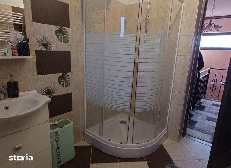 Casă cu 3 camere cu Teren 243 Mp în Miroslava