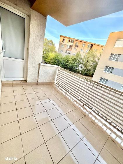 PROPRIETAR VAND APT STR. INTRAREA SIRETULUI SIBIU 50 M CALEA DUMBRAVII