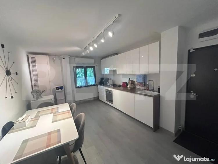 Apartament cu 4 camere decomandat, mobilat în 1 Mai