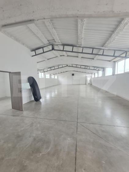 Spațiu industrial, de 254 mp, în Luna de Sus