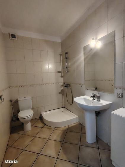 Apartament cu 3 camere în Moșilor