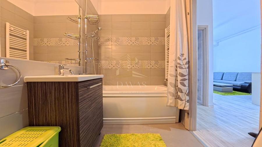 Apartament cu 2 camere semidecomandat, mobilat în Bună Ziua