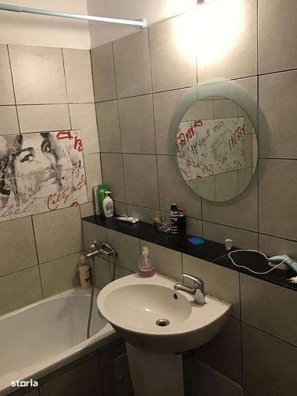 Apartament cu 2 camere decomandat în Balta Albă