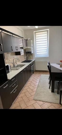 Apartament cu 2 camere decomandat în Florești
