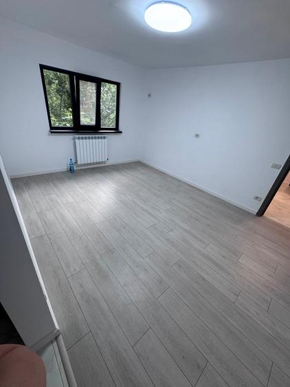 Apartament cu 2 camere semidecomandat în Poarta 6