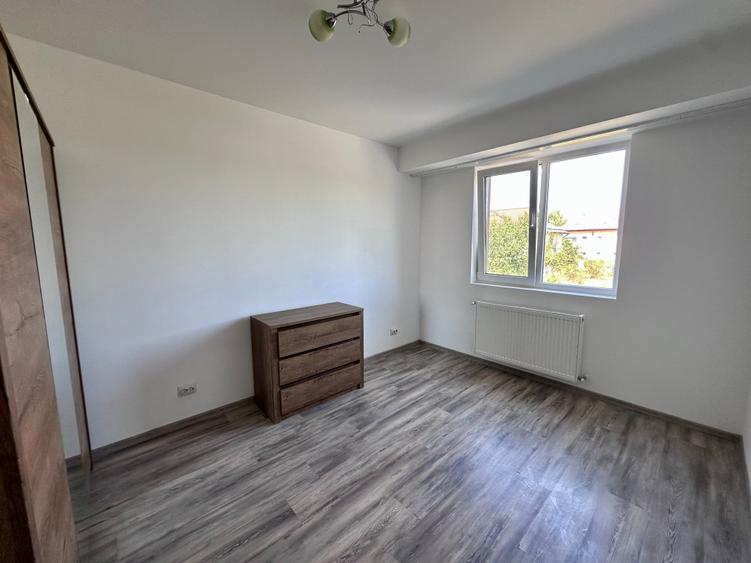 Apartament cu 2 camere decomandat în Berceni