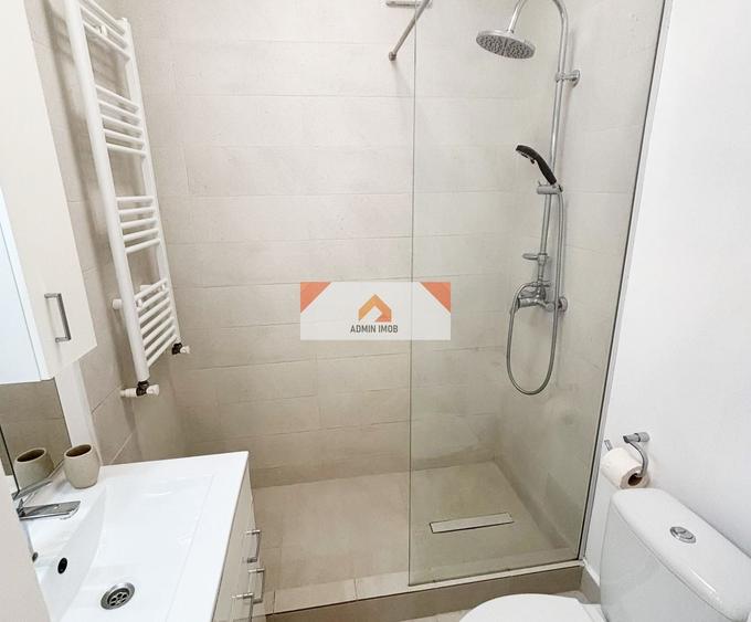 Apartament cu 2 camere decomandat în Gara de Nord