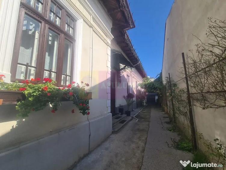 Casă cu 3 camere cu Teren 247 Mp în Central