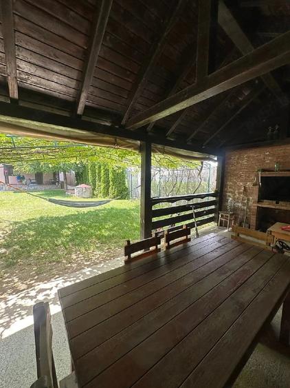 Casă cu Teren 1700 Mp în Horia