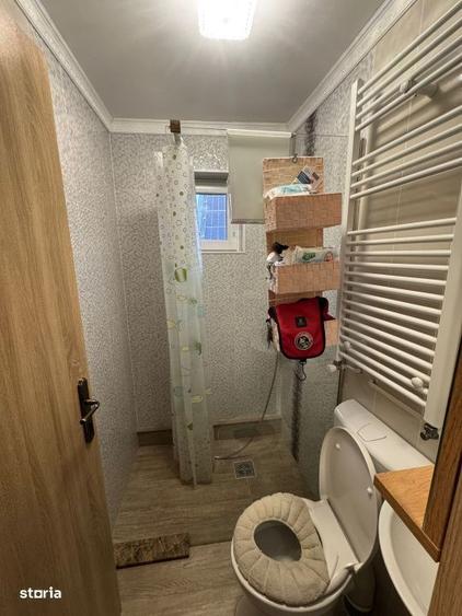 Casă cu 3 camere în Mogoșești