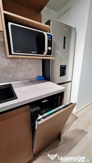 Garsonieră decomandată în Kiseleff