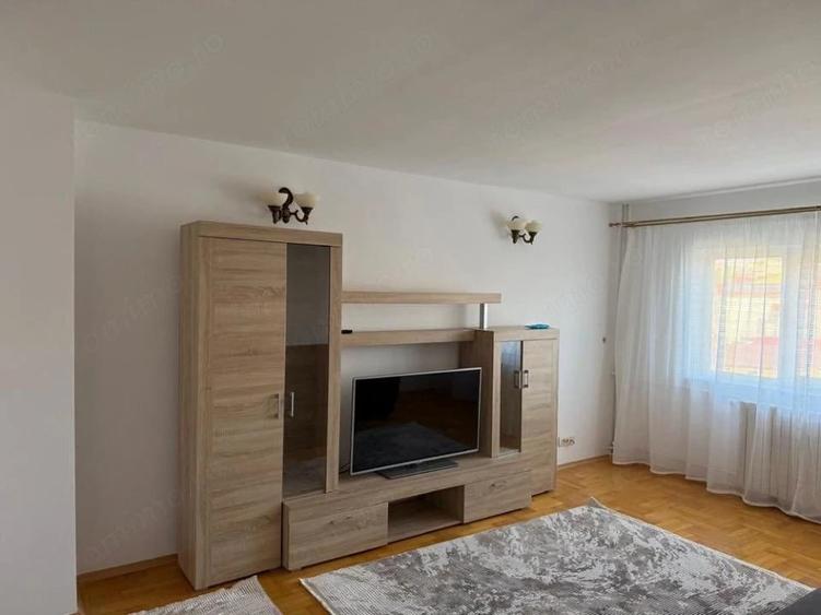 Apartament cu 2 camere decomandat, mobilat în Trocadero