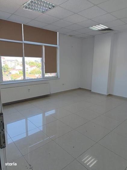 Spațiu comercial, de 135 mp, în Central